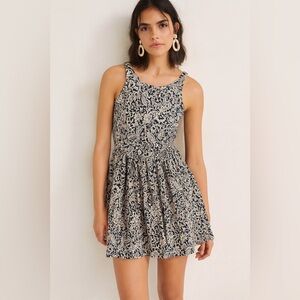 Miami Dress Small Lace Black White Jacquard Fit and Flare